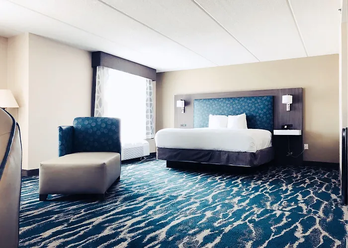 Comfort Inn & Suites Greenville Near East Carolina University